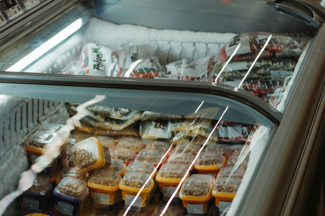 Island-style freezer-controller